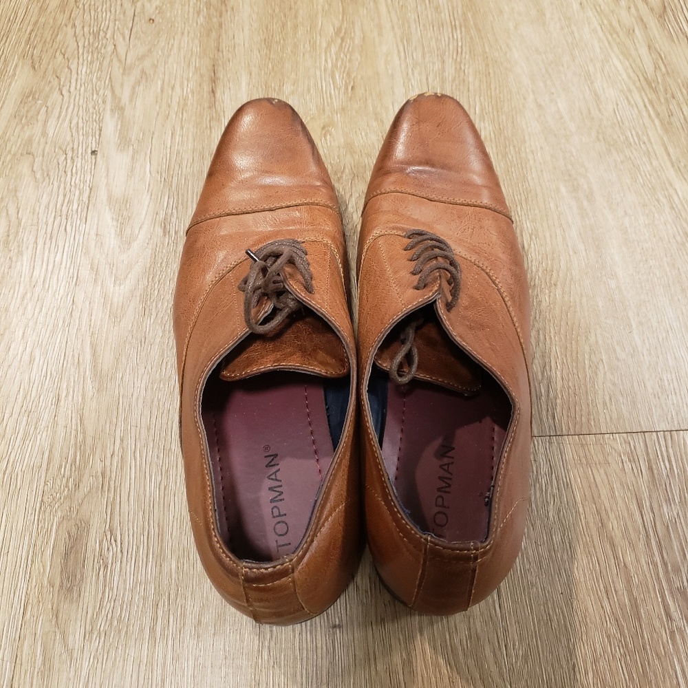 Stylish Light Brown Leather Dress Shoes: Business Casual Elegance by Topman